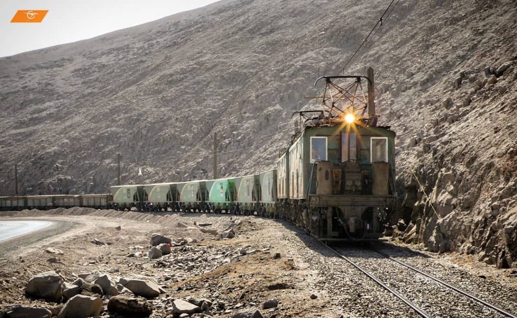 Tren SQM por el puerto de Tocopilla (Foto Facebook Cazatrenes)